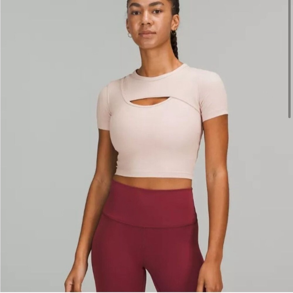 Lululemon Get Centered Cropped Top Sz 10 Shirt Short Sleeves Misty Pink Yoga - Picture 11 of 11